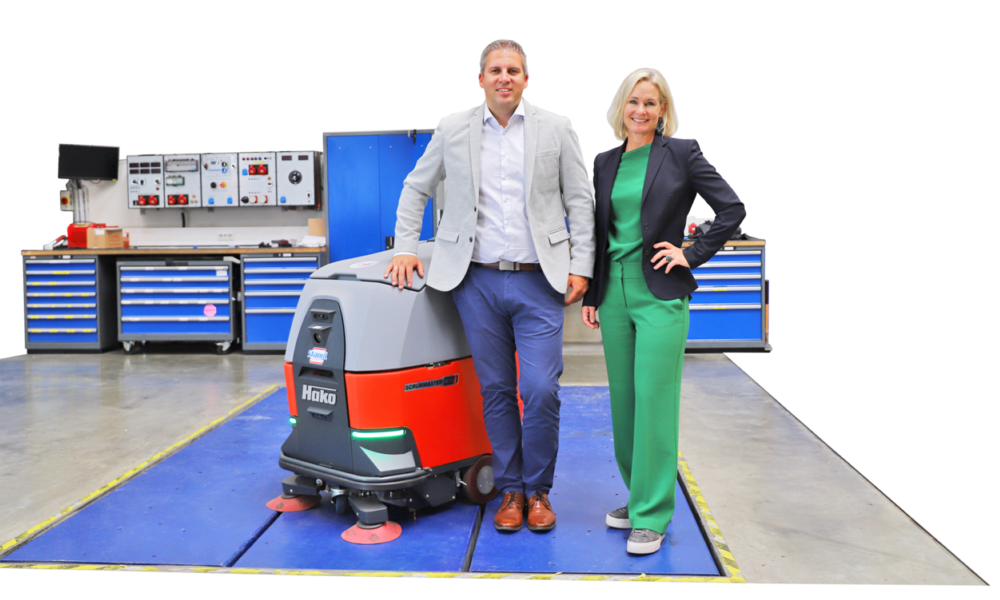 Stangl Kundendienstleiter Gunther Hohengasser mit Geschäftsführerin Judith Stangl-Widmar