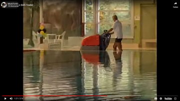 Video über die vielseitigen Einsatzmöglichkeiten der Bodenreinigungsmaschine Hako Scrubmaster B30 und B45 von Stangl