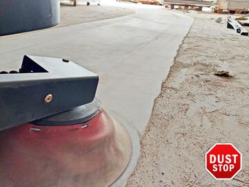 effiziente Kehrleistung auch auf der Baustelle mit der Hako Sweepmaster 900 Kehrmaschine von Stangl