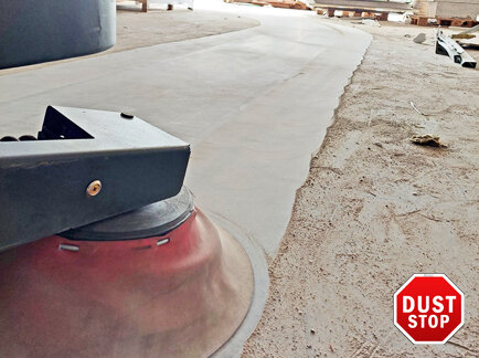 effiziente Kehrleistung auch auf der Baustelle mit der Hako Sweepmaster 900 Kehrmaschine von Stangl