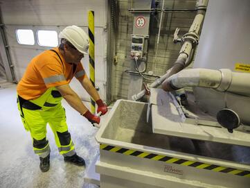 passgenaue Entsorgungssysteme zum Absaugen von Ruwac Industriesauger bei Stangl