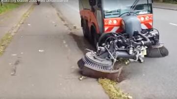 Kompaktkehrmaschine Hako CitymasterKompaktkehrmaschine Hako Citymaster Straßenkehrmaschine, zum Kehren von Straßen Wegen, Fußgängerzonen und Gehsteigen