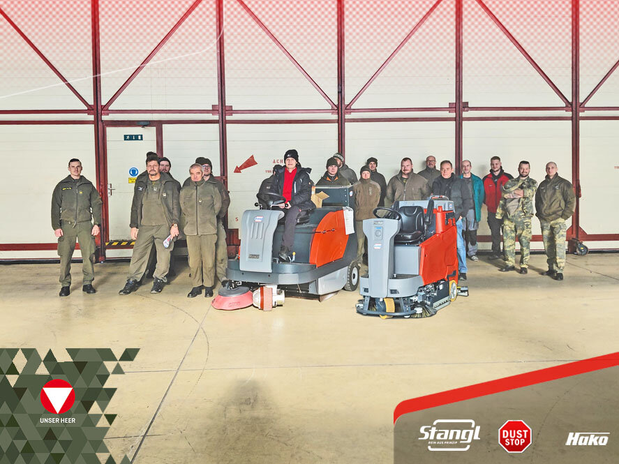 neue Reinigungsmaschinen von Stangl für den Bundesheer Fliegerhorst Hörsching