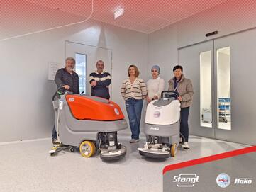 zwei neue Bodenreinigungsmaschinen von Stangl im Krankenhaus Natters