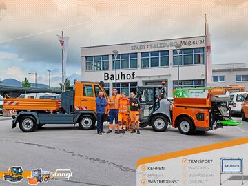 Team des Magistrat Salzburg übernimmt zwei neue Kommunalmaschinen von Stangl 