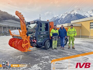 der neue Multicar Geräteträger von Stangl, für die Innsbrucker Verkehrbetriebe, verfügt unter anderem über einen Schienenrillenreiniger