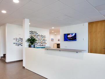 Stangl Reinigungstechnik - neues Logistik- und Kundendienstzentrum Foyer