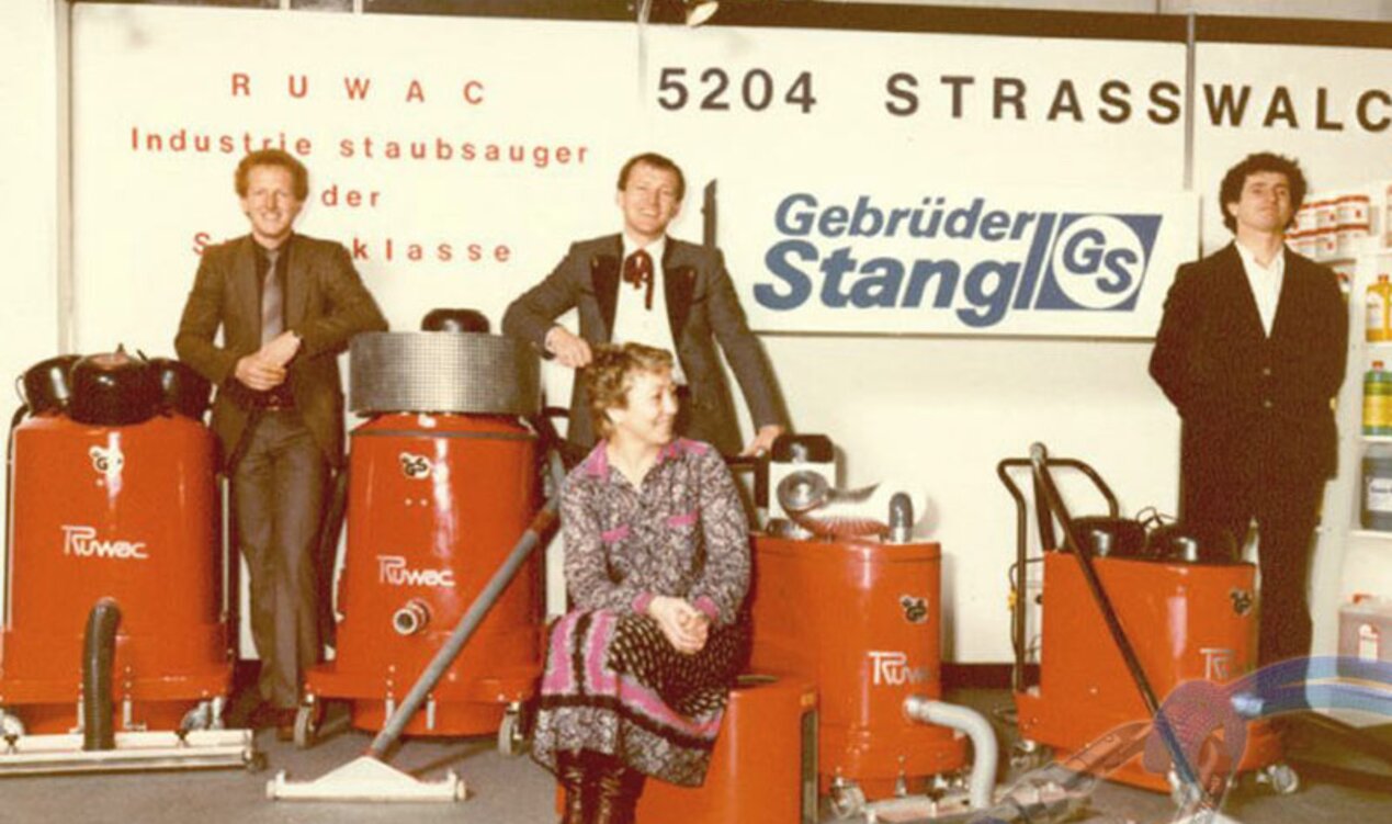 Gründung des Familienunternehmens Stangl 1981, erste Messe in Salzburg