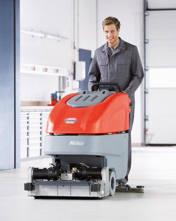 Profi-Bodenreinigungsmaschine mit Walzenbürsten für mittlere bis große Flächen