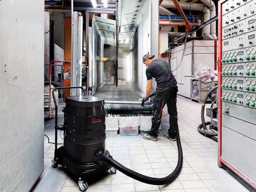 Wechselstromsauger Ruwac R01-A024 von Stangl in der Pulverbeschichtung