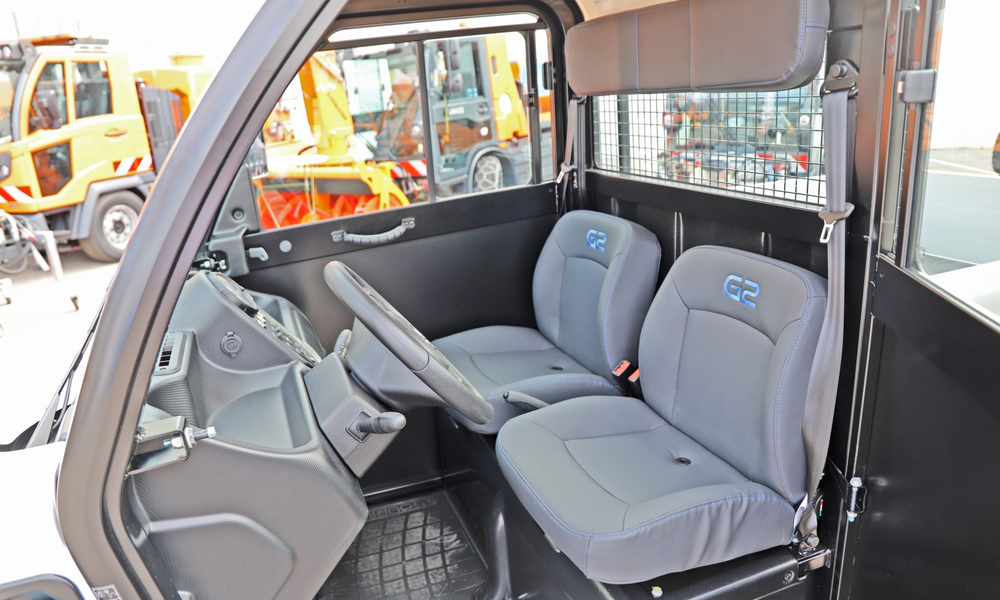 Innenansicht der Kabine vom Elektrotransporter Goupil G2 von Stangl
