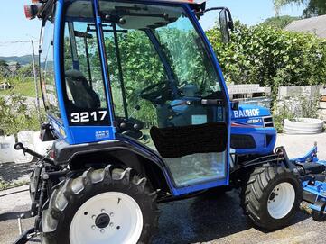 Vermittlungsverkauf einer gebrauchten Kommunalmaschine Iseki TM 3217 AHLK Baujahr 2020