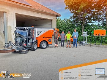 Neue Hako Kommunalmaschine von Stangl für Marktgemeinde St. Margarethen an der Raab zum Kehren, für en Winterdienst und zum Gießen