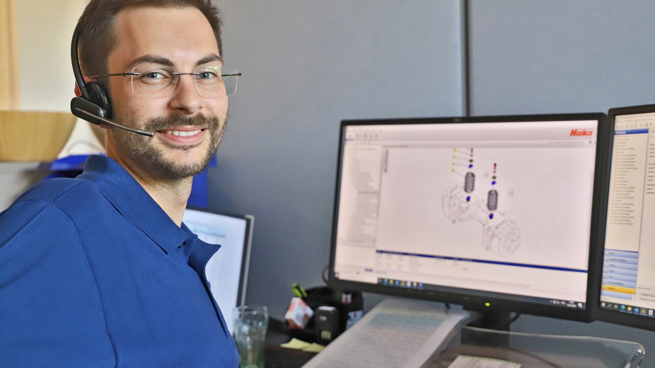 Stangl Ersatzteilverkauf, 24h-Servicehotline, Ersatzteile für Bodenreinigungsmaschinen, Industriesauger, Kehrmaschinen und Kehrsaugmaschinen, Kommunalmaschinen für Ruwac, Hako und Multicar