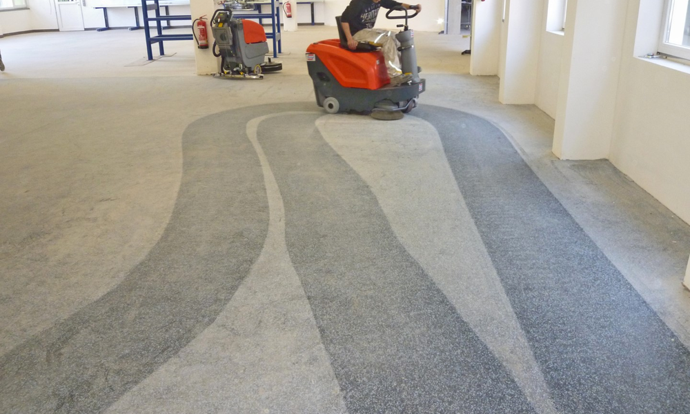 Industriereinigung mit Hako Kehrsaugmaschine von Stangl