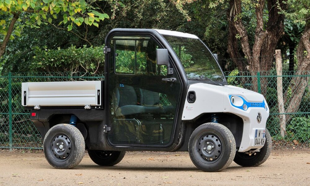 Wendiger E-Transporter G2 von Stangl bietet leichten Einstieg, kompakte Maße und emissionsfreien Antrieb.