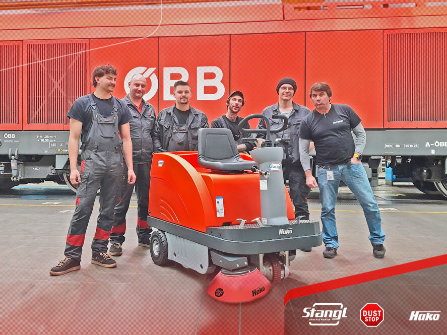 an die ÖBB Train Tech Zugwerkstatt in Villach wurde eine neue Hako Kehrmaschine von Stangl übergeben