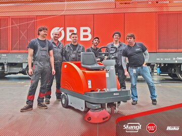 an die ÖBB Train Tech Zugwerkstatt in Villach wurde eine neue Hako Kehrmaschine von Stangl übergeben