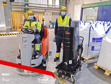 Übernimmt eine neue Hako Aufsitz-Reinigungsmaschine sowie einen neuen Ruwac Industriesauger von Stangl.