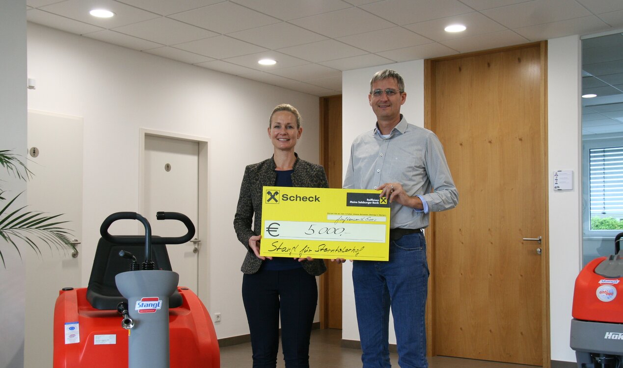 Stangl spendet 5.000 Euro an das Kinderhospiz Sterntalerhof