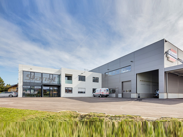 Stangl Reinigungstechnik - neues Logistik- und Kundendienstzentrum