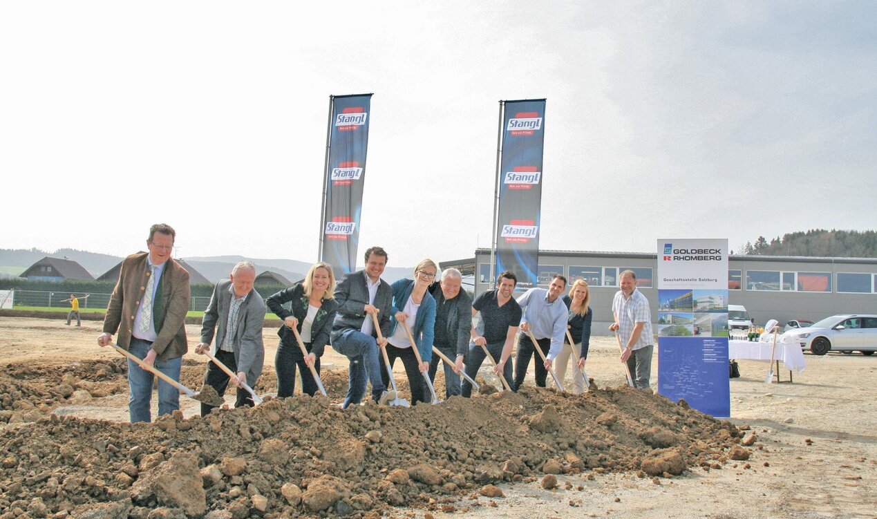 Stangl baut neues Logistik- und Werkstättenzentrum Spatenstich