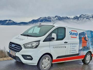 Stangl Kundendienst Fahrzeug 