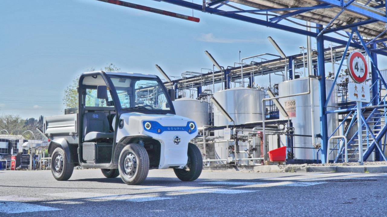 E-Transporter mit Straßenzulassung und Ladekapazität von 600 kg ideal für Gewerbe und Industrie. | © Goupil