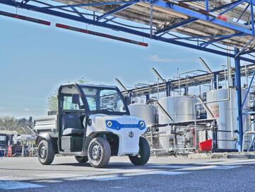 E-Transporter mit Straßenzulassung und Ladekapazität von 600 kg ideal für Gewerbe und Industrie. | © Goupil